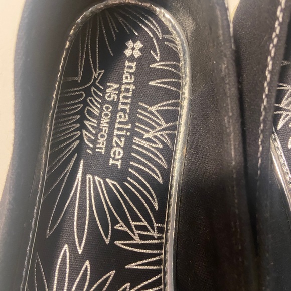 Naturalizer black canvas slip on shoes size 8N - Picture 5 of 5